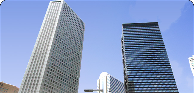 東京マンションは新宿住友ビル19階です。